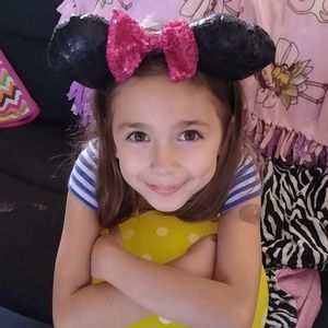 Meet your Posher, Christy